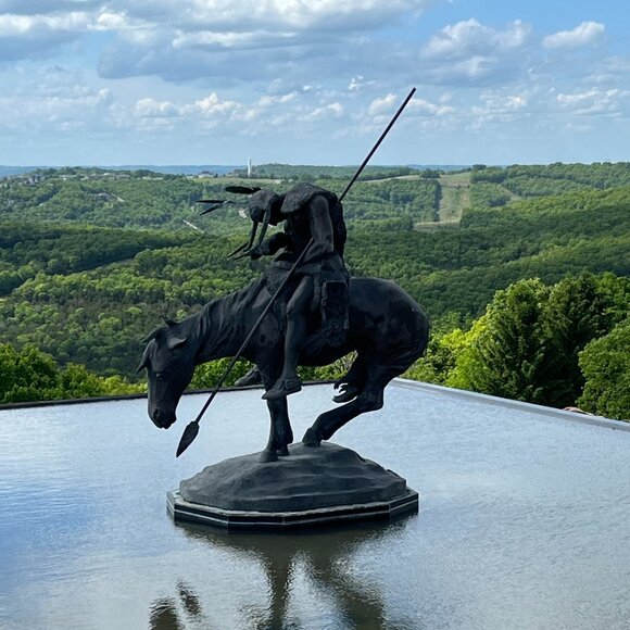 NEW WITH TAGS & FEATURED LISTINGS in this closet section.   Meet High Line Golf - Picture 7 of 7